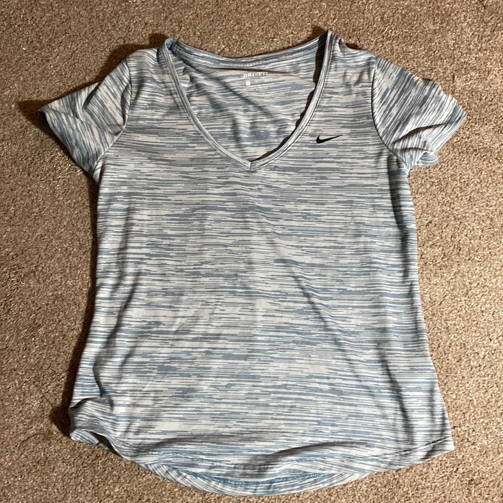 Nike dri-fit workout top